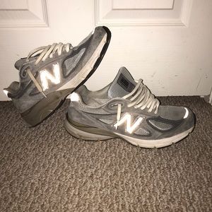 New Balance 990